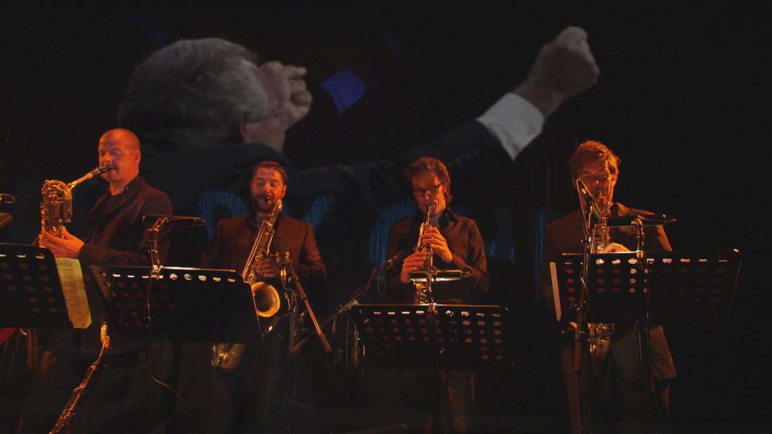 Miguel Boelens, sopraansax Bart Wirtz, altsax Mete Erker, tenorsax Nils van Haften, baritonsax